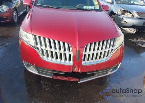 2010 Lincoln Mkt Ecoboost z USA, uszkodzony, nr VIN 2LMHJ5AT8ABJ27956